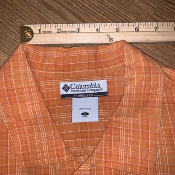 Columbia Mens Orange Short Sleeve Button Up Large Casual Shirt With Logo Pocket - Picture 5 of 7